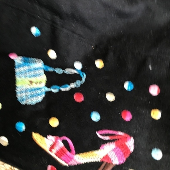 E Holland Festive Shoe & Glasses Embroidery Tote - Picture 7 of 8